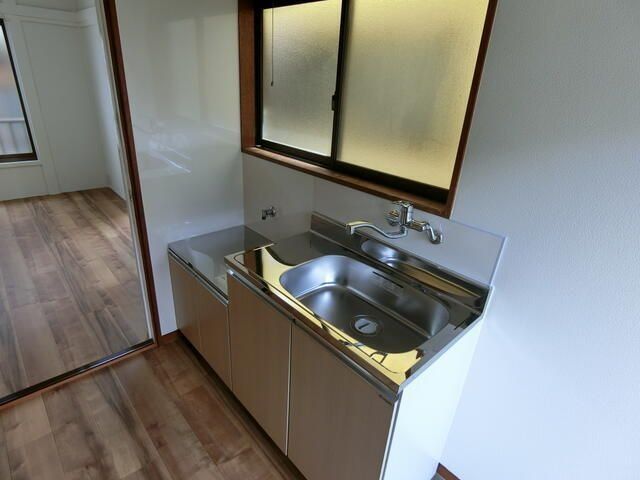 �y�L�b�`���z�@