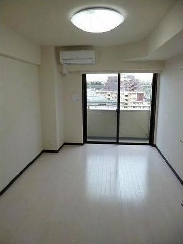 �y���ԁE���r���O�z�@