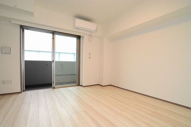 �y���ԁE���r���O�z�@