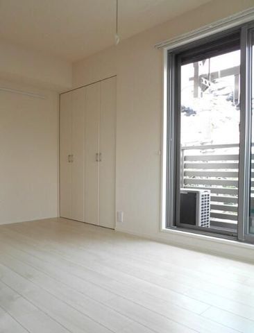 �y���ԁE���r���O�z�@