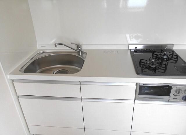 �y�L�b�`���z�@