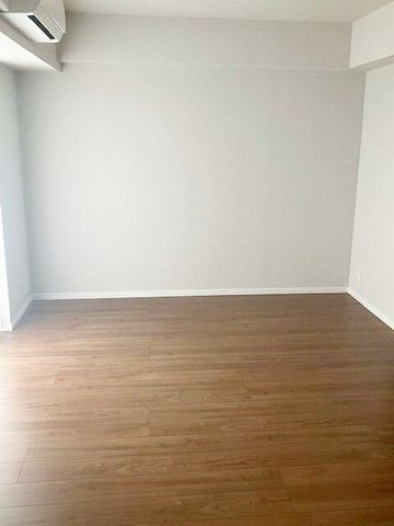 �y���ԁE���r���O�z�@