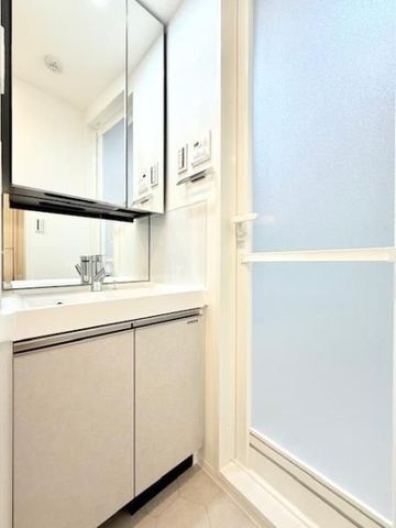 �y���ʏ��z�@