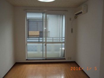 �y���̑��ݔ��z�@