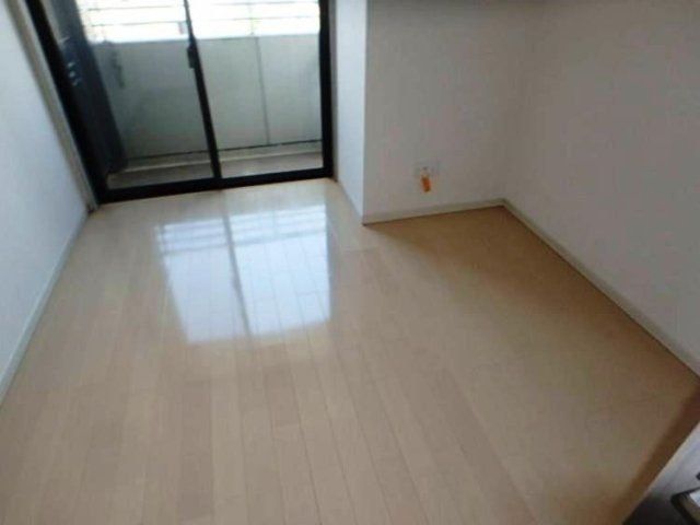 �y���ԁE���r���O�z�@