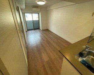 �y���ԁE���r���O�z�@