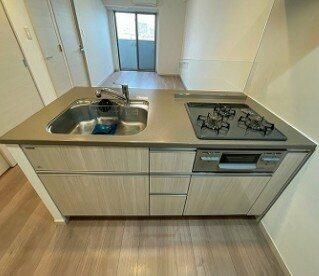 �y�L�b�`���z�@