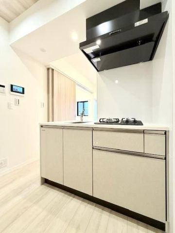 �y�L�b�`���z�@