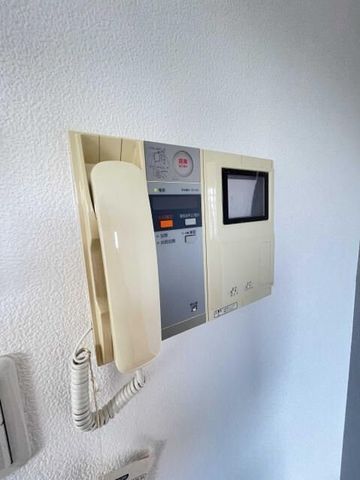 �y���̑��ݔ��z�@