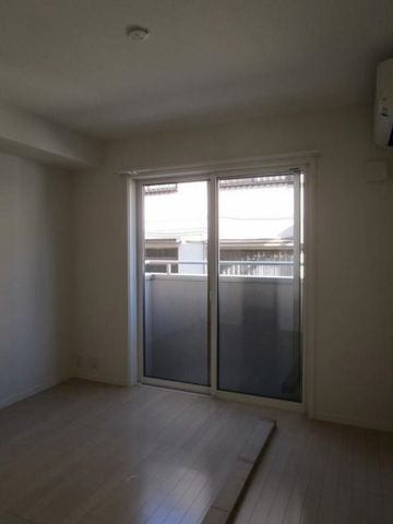 �y���ԁE���r���O�z�@����