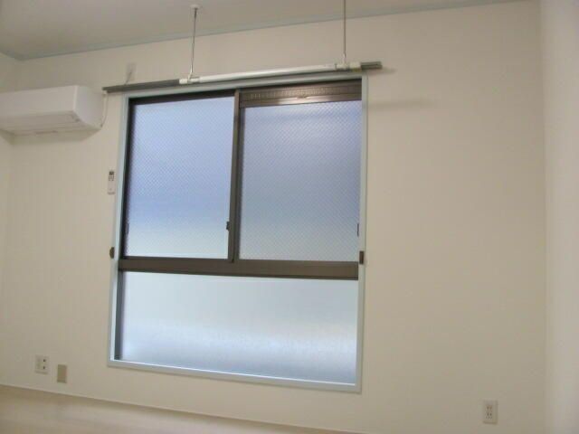 �y���ԁE���r���O�z�@