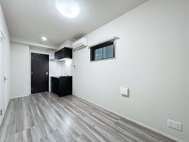 �y���ԁE���r���O�z�@