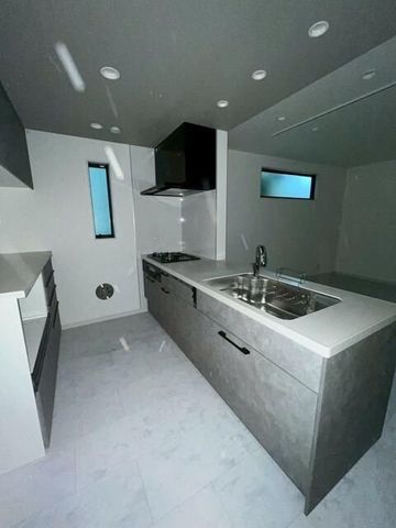 �y�L�b�`���z�@