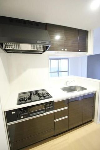 �y�L�b�`���z�@