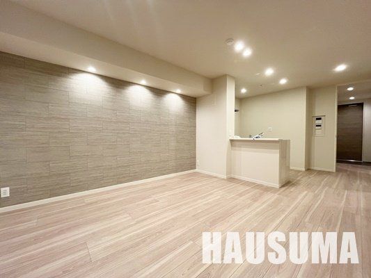 �y���ԁE���r���O�z�@���r���O/����