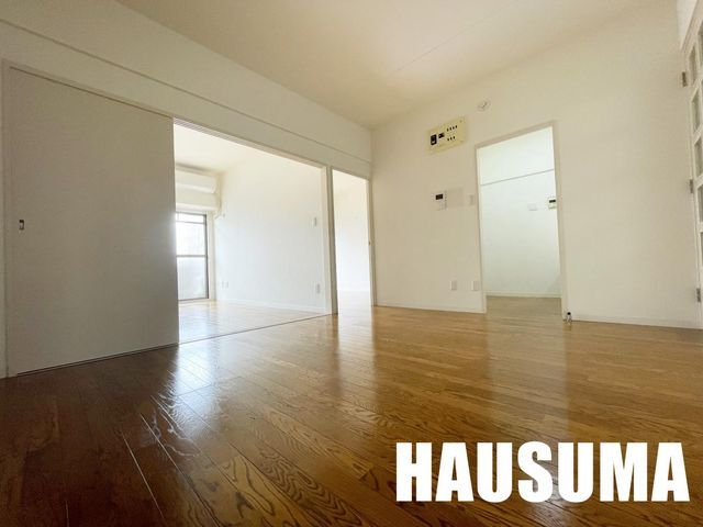 �y���ԁE���r���O�z�@���r���O/����