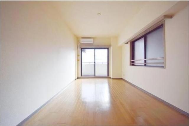 �y���ԁE���r���O�z�@����