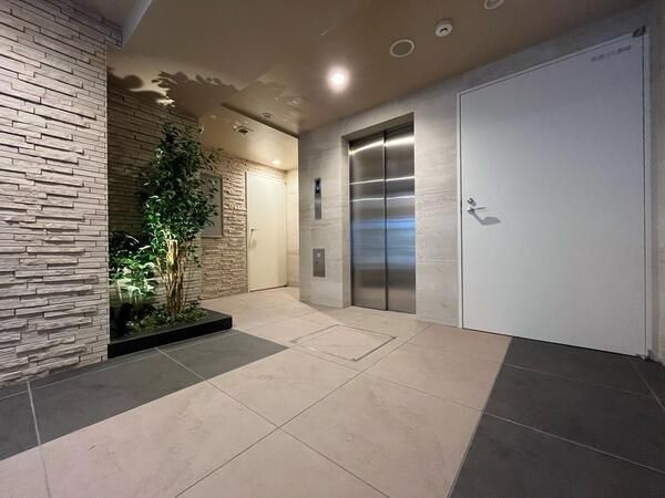 �y���̑��ݔ��z�@