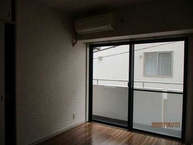 �y�o���R�j�[�z�@