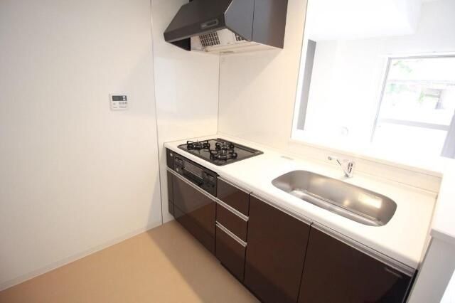 �y�L�b�`���z�@