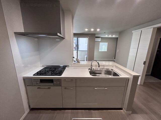 �y�L�b�`���z�@