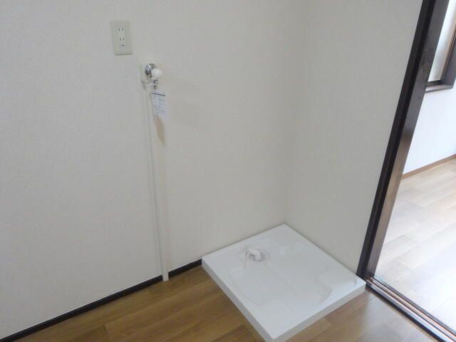 �y���̑��ݔ��z�@