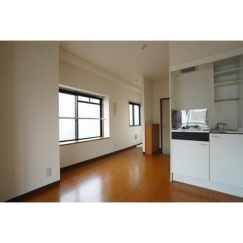 �y�L�b�`���z�@