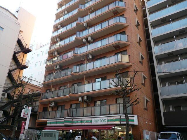 �y�G���g�����X�z�@