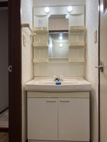 �y���ʏ��z�@