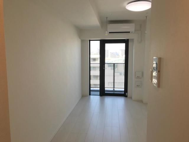 �y���ԁE���r���O�z�@