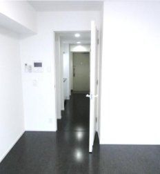 �y���ԁE���r���O�z�@�G���g�����X