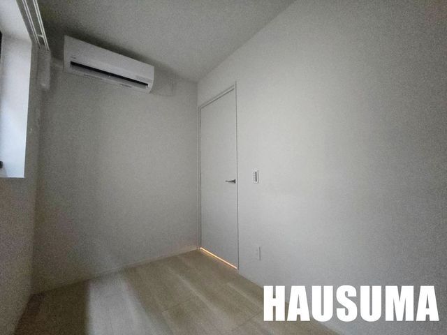 �y���̑������E�X�y�[�X�z�@���r���O/����