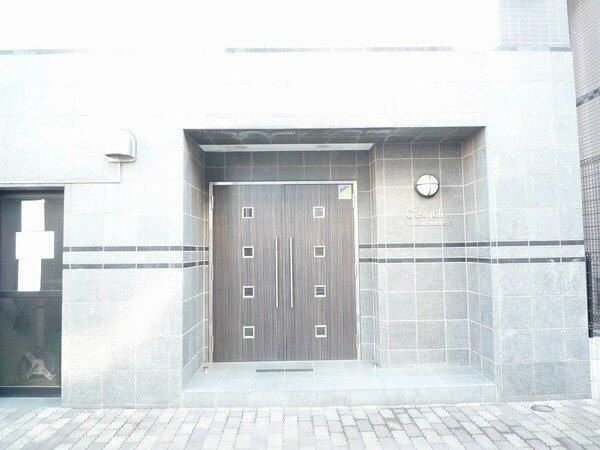 �y�G���g�����X�z�@