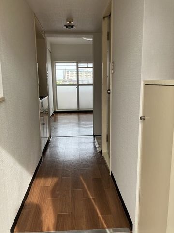 �y���ԁE���r���O�z�@