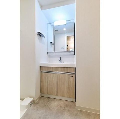 �y���ʏ��z�@