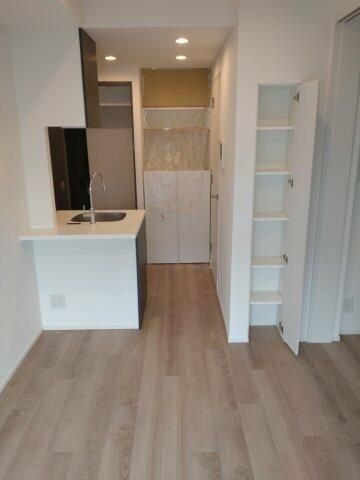 �y���ԁE���r���O�z�@