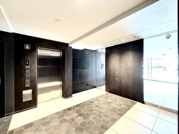 �y�G���g�����X�z�@