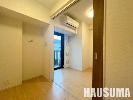 �y���̑������E�X�y�[�X�z�@���r���O/����