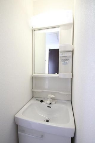 �y���ʏ��z�@