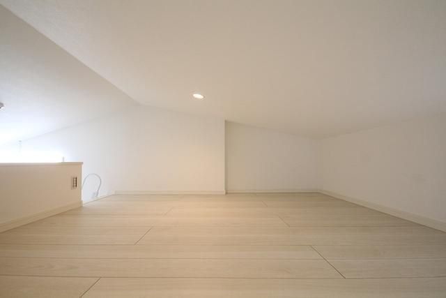 �y���̑������E�X�y�[�X�z�@