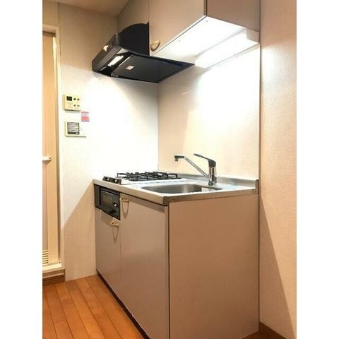 �y�L�b�`���z�@