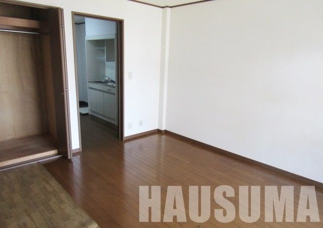 �y���ԁE���r���O�z�@����