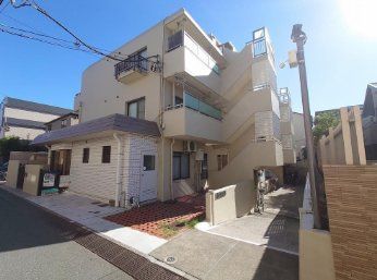 �y�G���g�����X�z�@