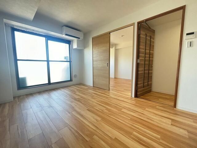 �y���ԁE���r���O�z�@