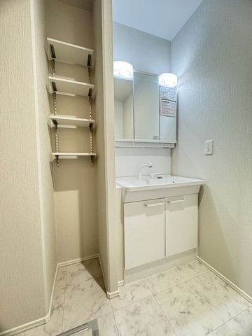 �y���ʏ��z�@