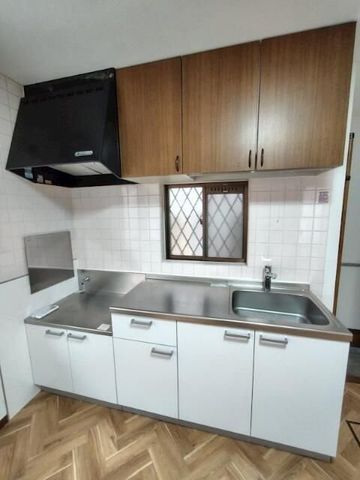 �y�L�b�`���z�@