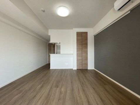 �y���̑������E�X�y�[�X�z�@���r���O/����