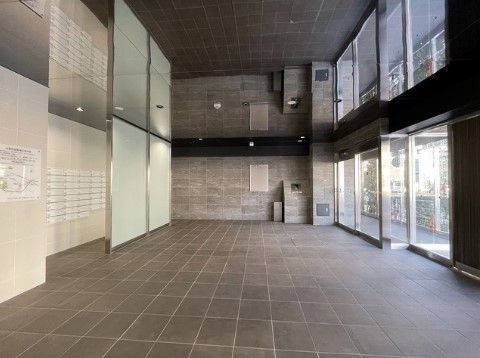 �y���̑��z�@�G���g�����X