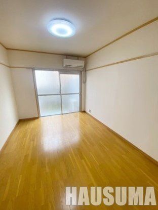 �y���ԁE���r���O�z�@