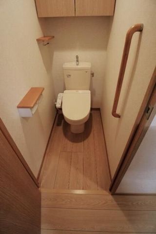 �y�g�C���z�@���������Q�Ǝʐ^��